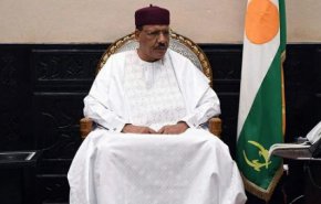 أول تعليق لرئيس النيجر بعد عزله ... أميركا تدعو إلى الإفراج عن بازوم