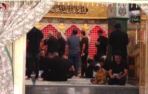 مواكب الزوار يتوافدون على مقام السيدة زينب(ع) لإحياء ذكرى عاشوراء
