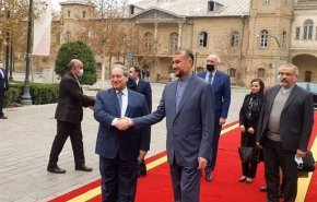 أمير عبداللهيان يستقبل نظيره السوري