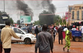 ديبي يلتقي بازوم وقائد الانقلاب في النيجر، و'إيكواس' تلوح باللجوء للقوة