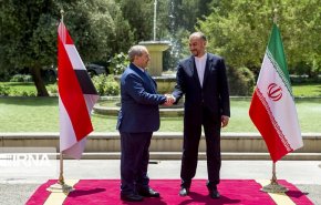 فيصل المقداد في طهران والاعلان عن انشاء مصرف إيراني سوري مشترك 
