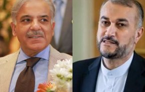 وزير الخارجية الإيراني يلتقي رئيس وزراء باكستان في اسلام اباد