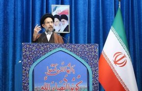 خطيب جمعة طهران: مدرسة عاشوراء حولت اليمن الى رمز للمقاومة