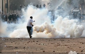 إصابات بالاختناق بالغاز في اقتحام قوات الاحتلال مخيم بنابلس