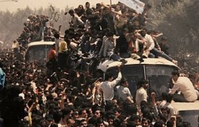 بالفيديو.. الإيرانيون يحيون ذكرى عودة أسراهم من سجون نظام البعث الصدامي