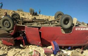 إيران.. مقتل 6 أشخاص إثر سقوط حافلة صغيرة بأذربيجان الشرقية