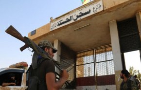 أنباء عن عصيان لعناصر من داعش في سجن الصناعة بالحسكة
