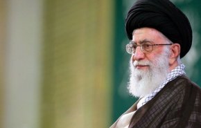 هكذا يرد قائد الثورة على رسالة جمع من الطلاب حول مسيرة الأربعين 