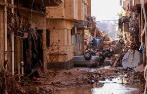 انتشال مئات الجثث في درنة والإبلاغ عن فقدان 10.000 شخص 