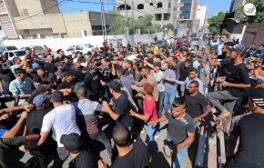 الجماهير الفلسطينية تشييع 5 شهداء ارتقوا شرق غزة