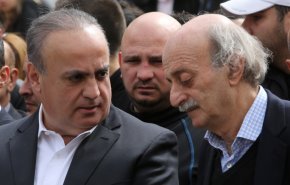 'جنبلاط' يعلن موقفه من احتجاجات السويداء و'وهاب'يرد عليه
