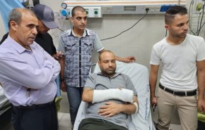 شاهد/الاحتلال يستهدف الصحفيين الفلسطينيين بشكل متعمد