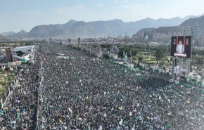 قائد أنصار الله: استمرار الحرب على اليمن سيضرّ بالتحالف 