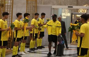  شاهد.. وصول فريق الاتحاد السعودي إلى إصفهان + صور و فيديو