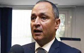 شاهد.. وزير التجارة المغربي يرفض الحديث باللغة الفرنسية!
