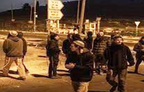 مستوطنون يهاجمون بلدة 'مخماس' قرب القدس المحتلة