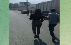 بالفيديو.. مجندة اسرائيلية في صورة سيلفي مع مجاهدي حماس!