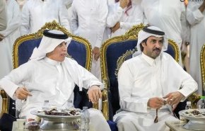 شاهد.. شاعران سعوديان يلعنان 
