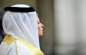 صورة غريبة تنشرها وكالة الانباء الفرنسية..ما قصتها؟!