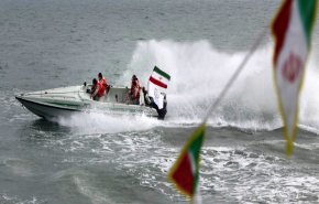الحرس الثوري يجري مناورات بحرية دعماً للشعب الفلسطيني