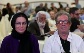 الكشف عن هوية قاتل المخرج الإيراني 'داريوش مهرجوئي' وزوجته