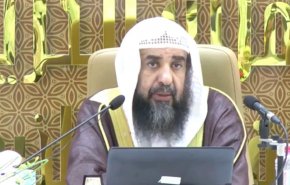 فيديو صادم..داعية سعودي شهير يحرم المظاهرات الداعمة لغزة!