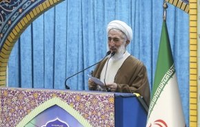 خطيب جمعة طهران يؤكد على دعم اهالي غزة