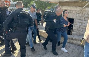 شرطة الاحتلال تعتقل شخصيات فلسطينية بينها 4 أعضاء كنيست سابقين