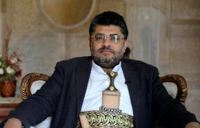 الحوثي يتحدى امريكا ويعرض عليهم طلب المساعدة!