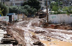 شاهد.. مخيم جنين تحت وطأة الشتاء وجرافات الاحتلال 