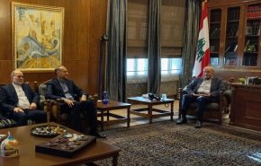 مباحثات في بيروت بين وزير خارجية ايران ورئيس برلمان لبنان

