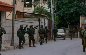 شهيد وجرحى فلسطينيين بمداهمات اسرائيلية لمخيم بلاطة شرق نابلس