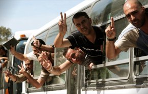 كيف ألحق تحرير الأسرى الهزيمة بالكيان الإسرائيلي؟ + فيديو