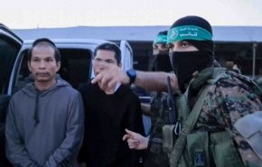 عينا أحد عناصر كتائب القسام تثيران جدلا بمنصات التواصل..اليك التفاصيل