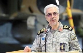 اللواء باقري: ضم المدمرة ديلمان يدخل في اطار تسيير الدوريات حول الأرض