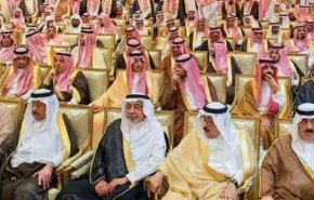 بالصور.. الموت يفجع آل سعود