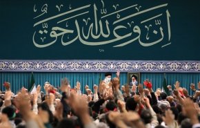 ما قصد قائد الثورة من خطة إجراء استفتاء شعبي بأراضي فلسطين؟