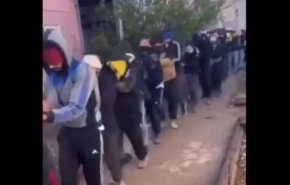 بالفيديو.. توثيق طريقة تعامل جيش الاحتلال المهين لفلسطينيي جنين
