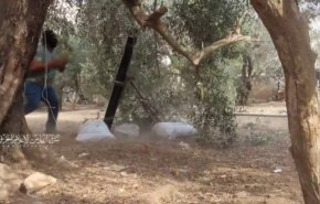 شاهد استهداف مواقع وآليات الكيان في غزة بقذائف الهاون 