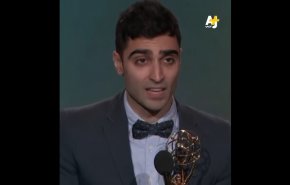 شاهد/ايراني فاز بجائرة ايمي يفحم كيان الاحتلال خلال حفل توزيع الجوائز!