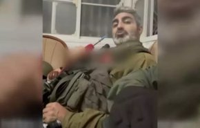 شاهد/ جنود صهاينة يدخنون الشيشة ويتمنون رقائق البطاطس وشاطئ غزة!