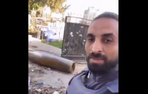 شاهد/بطول 2 متر..المشيئة الإلهية تمنع انفجار صاروخ ضخم ألقي على مدرسة بغزة