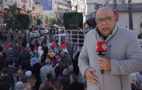 بالفيديو.. وقفات ومسيرات تضامنية تعم مدن الضفة الغربية 