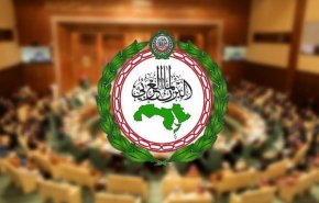 شاهد برلماني أردني يحرق علم ’إسرائيل’ في القاعة الرئيسية للجامعة العربية 