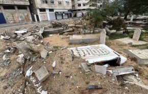 حماس تصدر بيانا هاما بشأن قيام الاحتلال بنبش وتدمير 1100 قبر في غزة