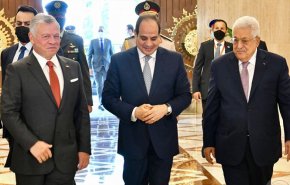 قمة 'الأردن مصر فلسطين' ترفض أية محاولة لتهجير سكان غزة