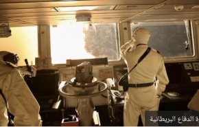 لماذا تتكتم امريكا وبريطانيا عن وضع بارجتهما في البحر الأحمر؟