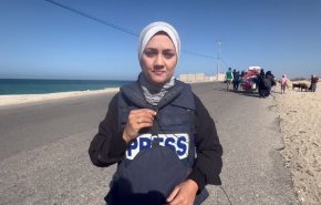 مشاهد قاسية.. اهالي من خان يونس ينزحون سيرا على الاقدام 