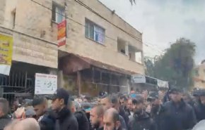بالفيديو.. أهالي جنين يشيعون جثامين جريمة مستشفى ابن سينا