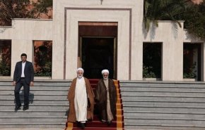 صور..رئيس قضاء إيران يزور موقع استشهاد اللواء سليماني